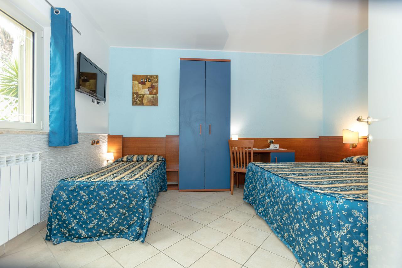 Hotel Borgo Del Mare ชิวิตาเวกเกีย ภายนอก รูปภาพ
